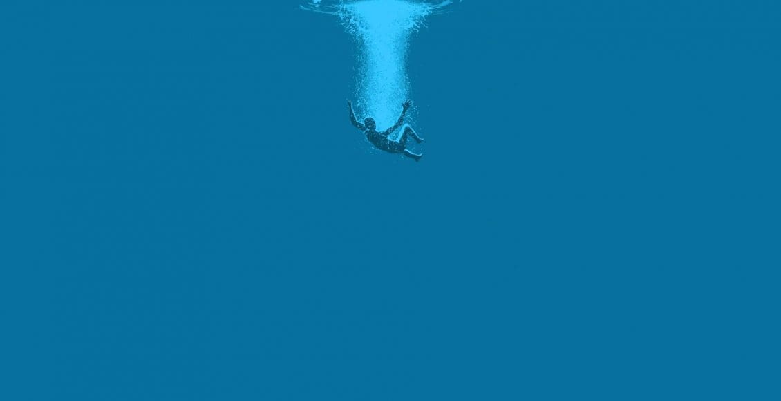 تفسير حلم السقوط في الماء والخروج منه