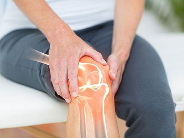 مشاكل وطرق علاج آلام الركبة اليمنى