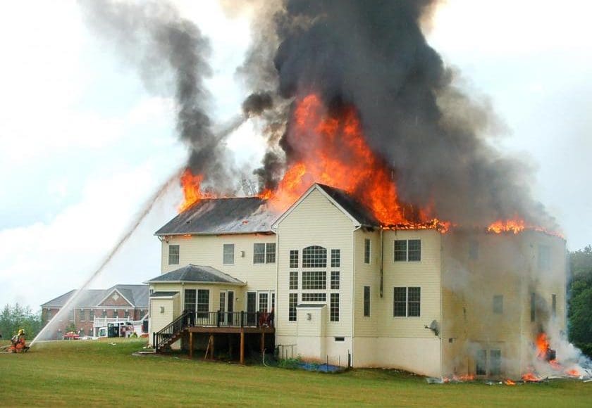 تفسير حلم حريق البيت في المنام