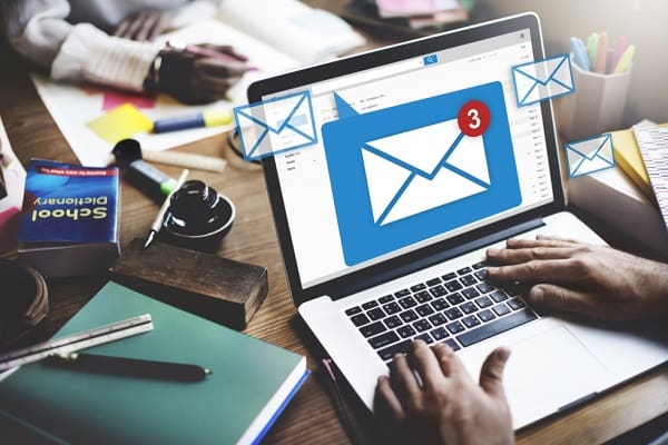 ما هو البريد الإلكتروني وكيف يكتب؟