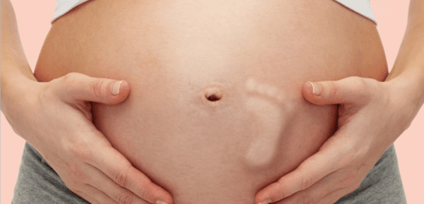 هل يؤثر القولون على حركة الجنين