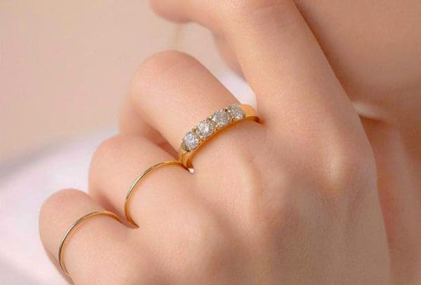 تفسير حلم رؤية الخاتم الذهب للمتزوجة