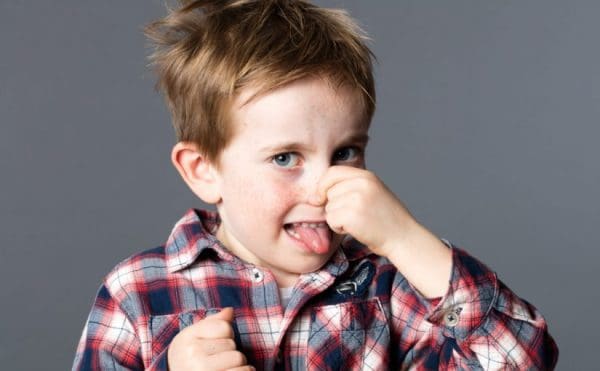 كيفية التخلص من رائحة الفم الكريهة عند الأطفال