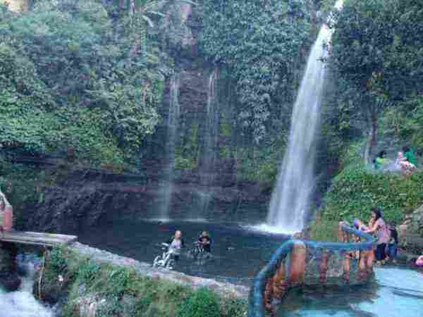 أهم الاماكن السياحية في بونشاك اندونيسيا