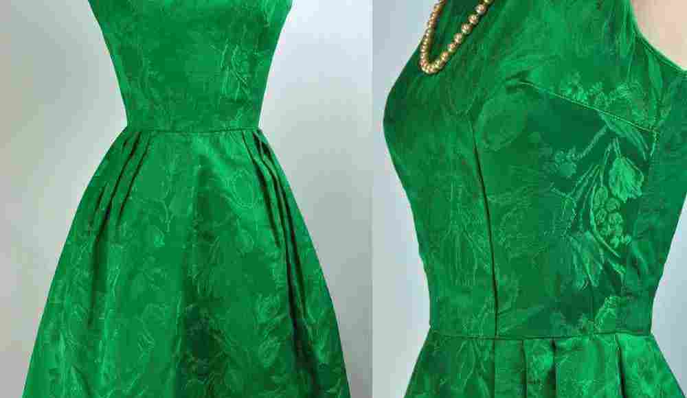 الملابس الخضراء في المنام للعزباء