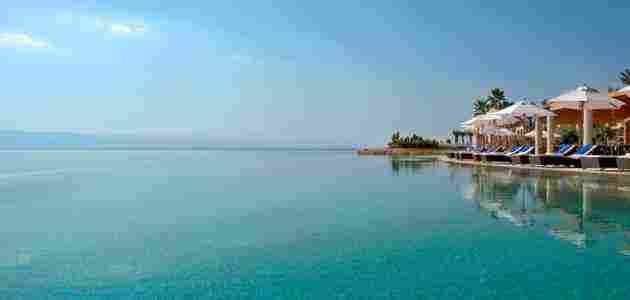 كم يبعد البحر الميت عن عمان ؟
