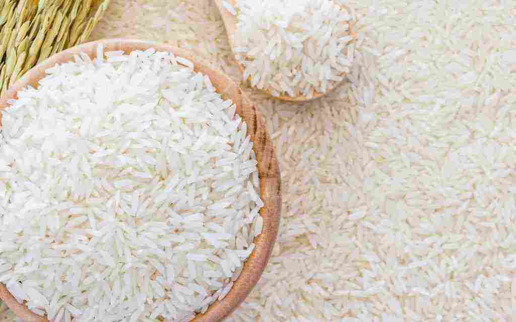 تفسير حلم اكل الرز المطبوخ للعزباء وللميت زيادة