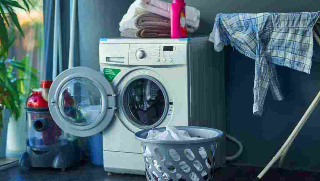 تفسير حلم غسل الملابس لشخص آخر 