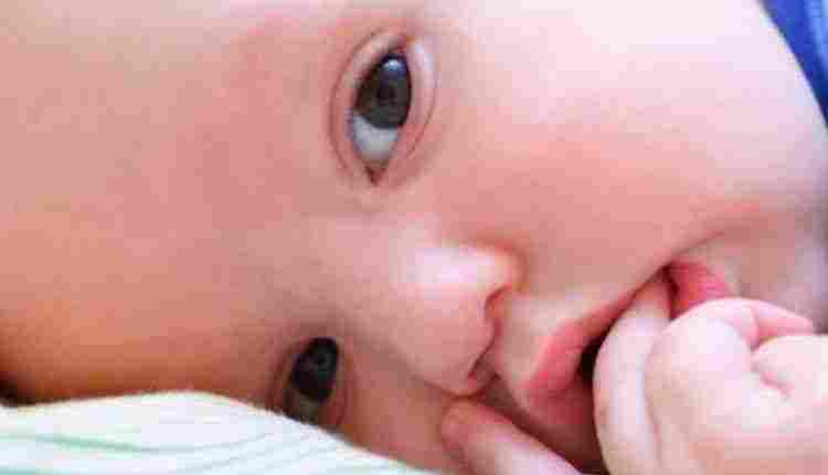 علاج فطريات اللسان عند الرضع