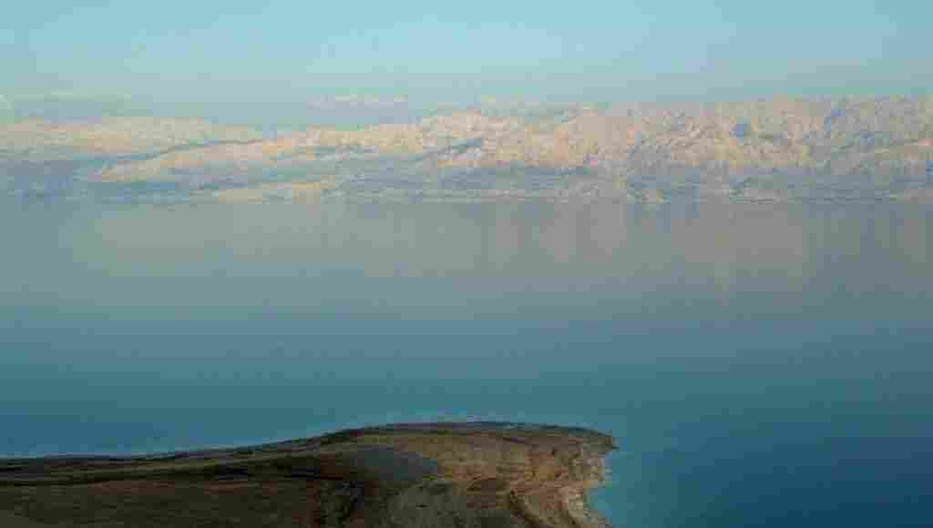 ما هو البحر الميت