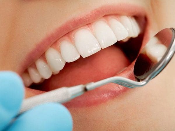علاج خراج الاسنان المزمن بالمنزل وما انواعه؟