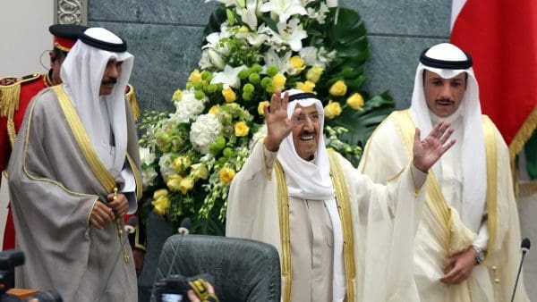 طريقة انتقال الحكم في الكويت