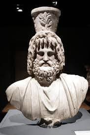 أقدم متحف في العالم تمثال الإله سيرابيس