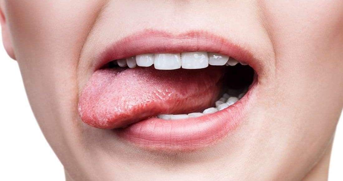 هل المعدة تسبب جفاف الفم