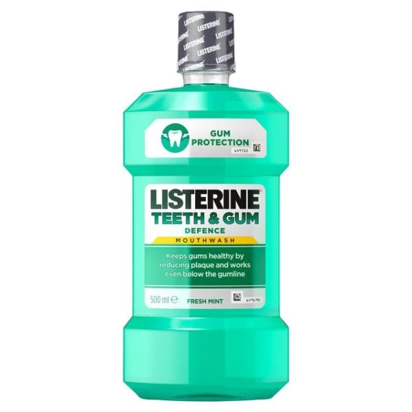 غسول ليسترين Listerine لحماية اللثة والأسنان.