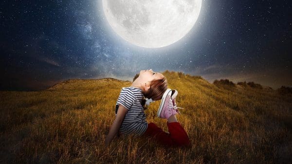 قصة خيالية عن القمر مجموعة جميلة ومسلية من القصص عن القمر زيادة