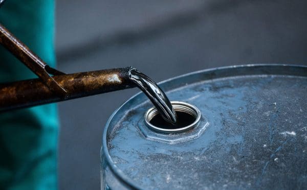 تم اكتشاف النفط في حقل الشيبة عام