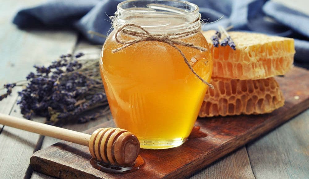 إزالة آثار الحروق بالعسل