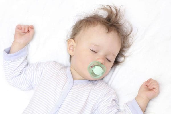 اضطرابات النوم عند الأطفال سنتين