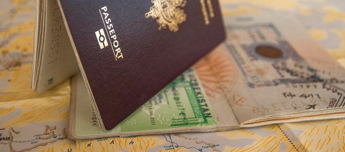 تأشيرة خروج وعودة قبل انتهاء الإقامة