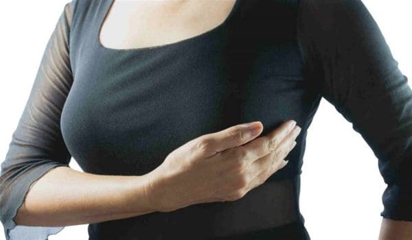 تحجر الثدي من علامات الحمل وأسباب تحجر الثدي زيادة