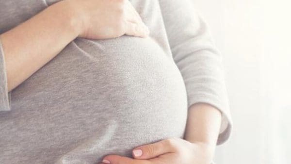 الفرق بين المغص العادي ومغص الولادة