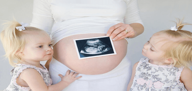 علامات الحمل بتوأم قبل الدورة