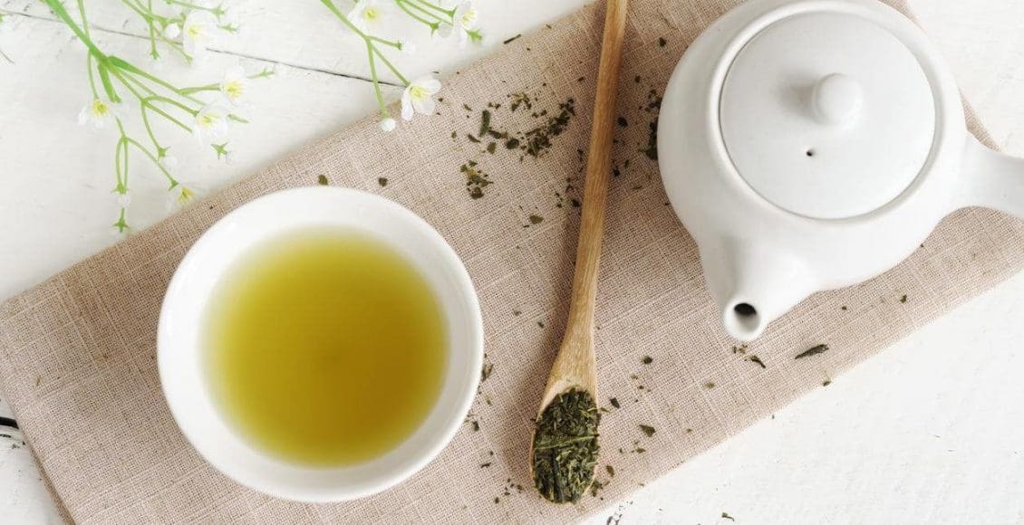 فوائد الشاي الأخضر للبشرة والوجه