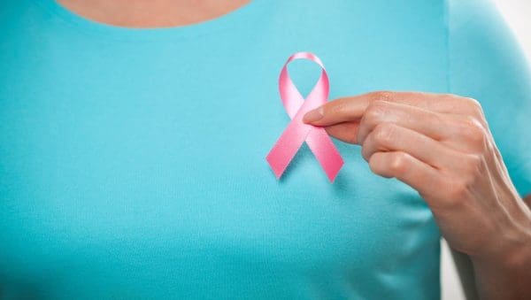 اعراض سرطان الثدي عند النساء