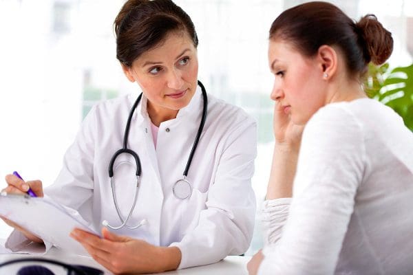 تفسير رؤية طبيبة النساء في المنام
