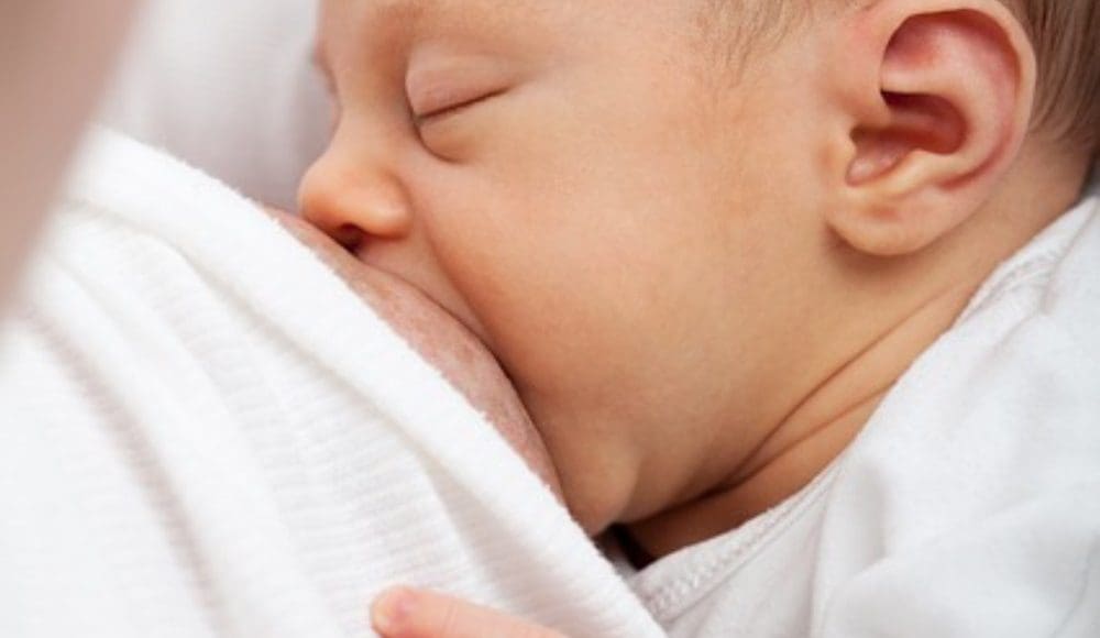 أسباب عدم الحمل أثناء الرضاعة