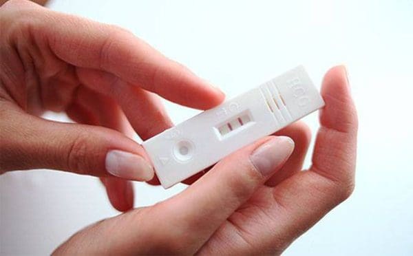 كيف أعرف أنني حامل قبل موعد الدورة؟
