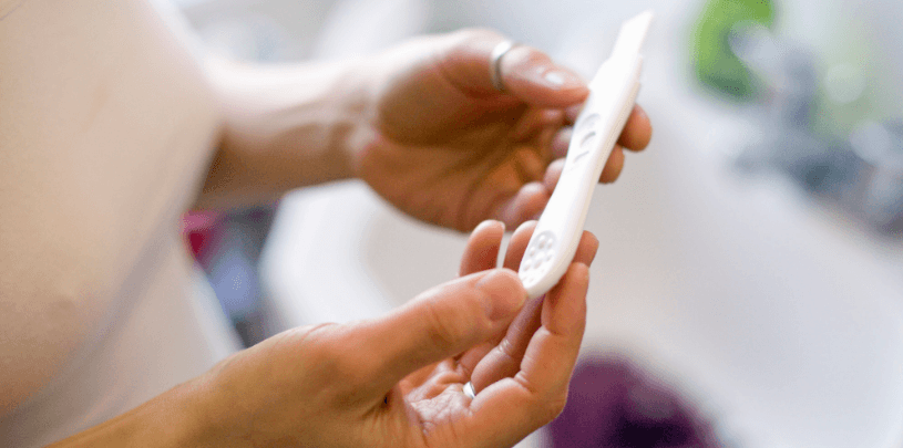 هل نزول خيوط دم من علامات الحمل