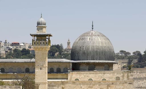 يسعى الصهاينة إلى هدم المسجد الأقصى وبناء مكانه هيكل