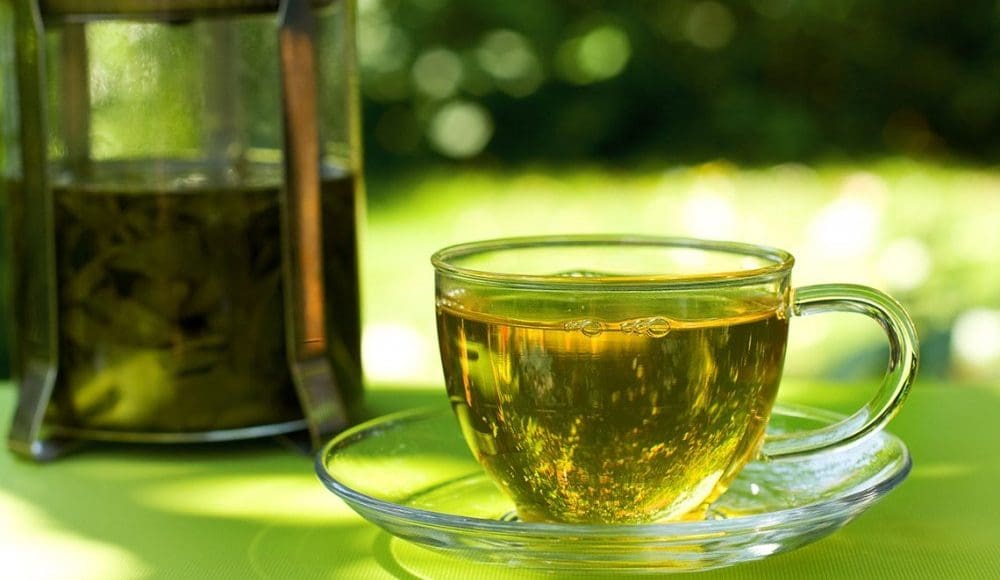 أيهما أفضل شرب الشاي الأخضر بارد أو ساخن؟
