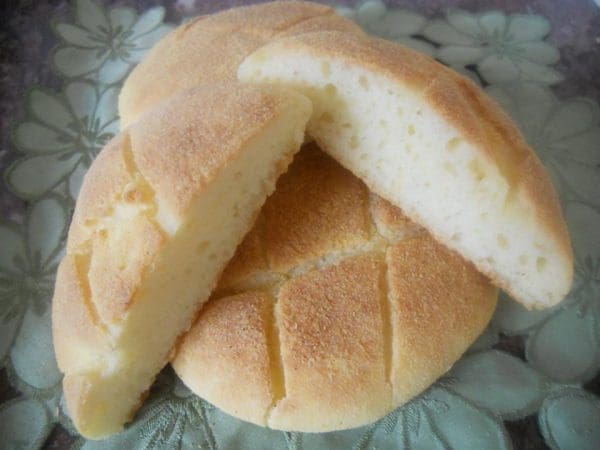 الخبز الخالي من الغلوتين