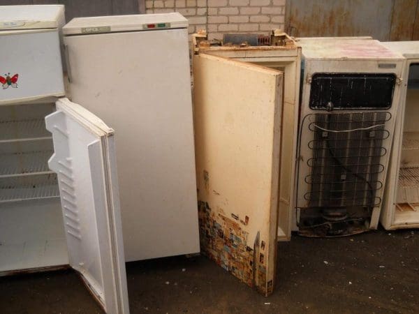 تفسير حلم الثلاجة القديمة في المنام للعزباء