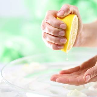 دور عصير الليمون في خفض نشاط الغدة الدرقية