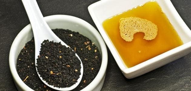 طريقة استخدام حبة البركة مع العسل