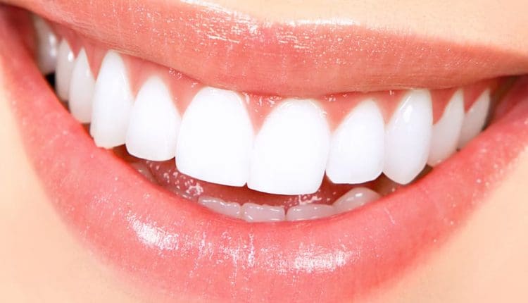 تفسير رؤية الأسنان البيضاء في المنام
