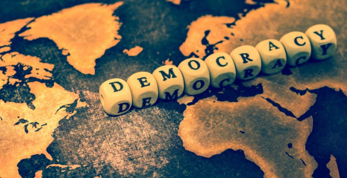 ماذا تعني كلمة ديمقراطية