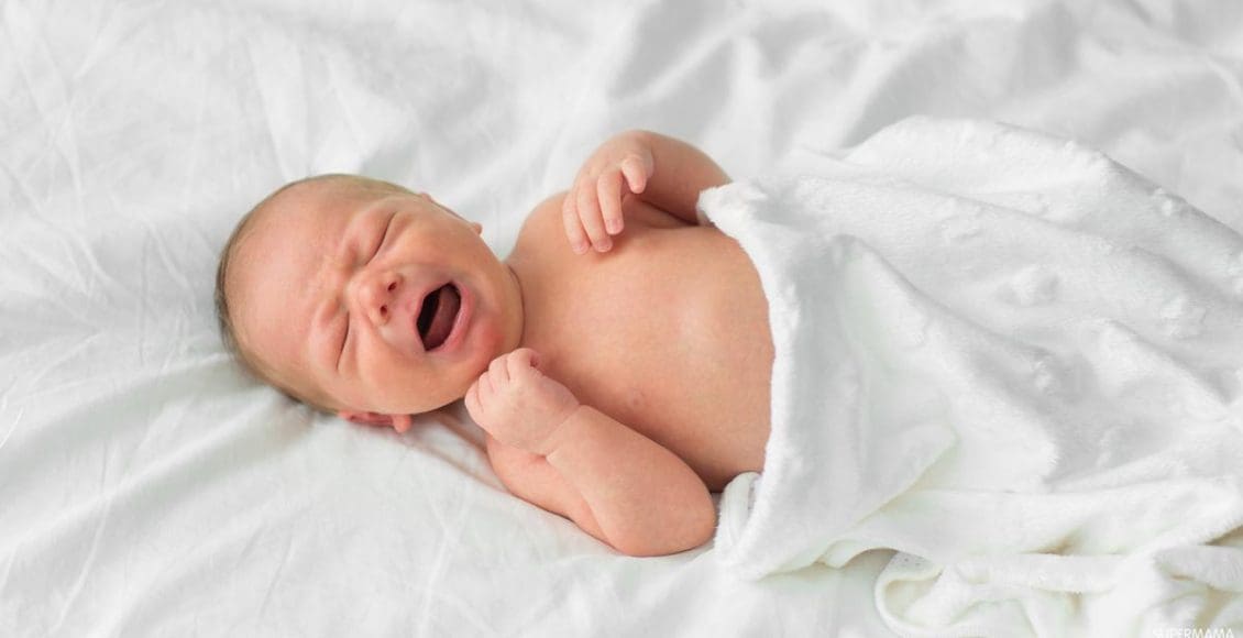 بكاء الرضيع الشديد ليلاً هل السبب عضوي أم شيء آخر
