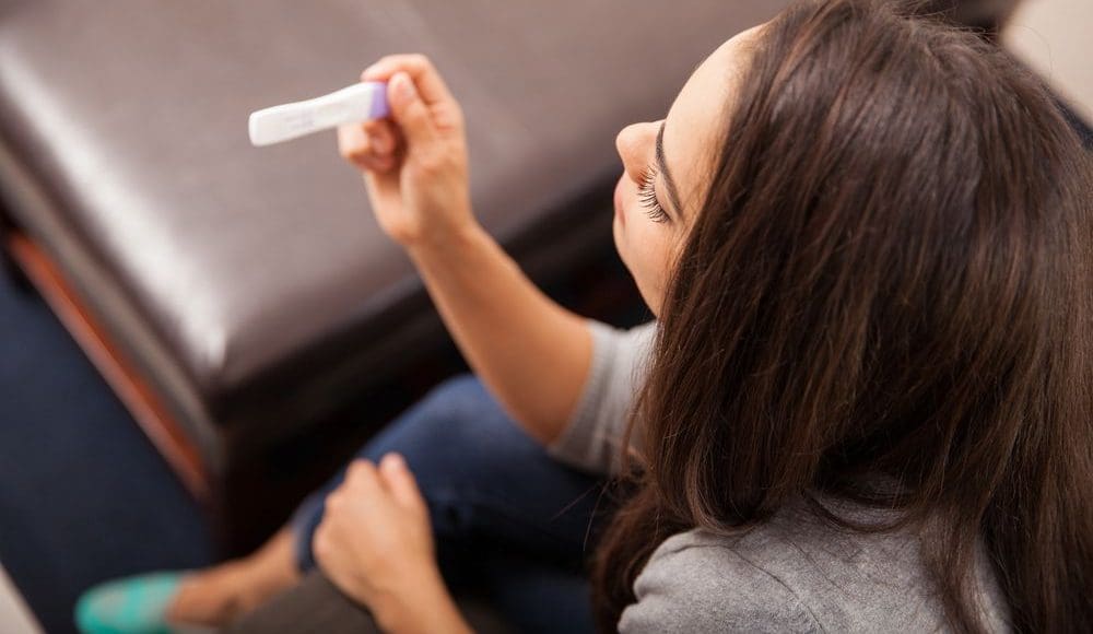 هل الحمل خارج الرحم يظهر بالتحليل المنزلي
