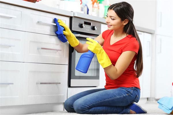 لكي تكوني فعالة في أسرتك فإنك لا تساهمين في أي اعمال منزلية ؟