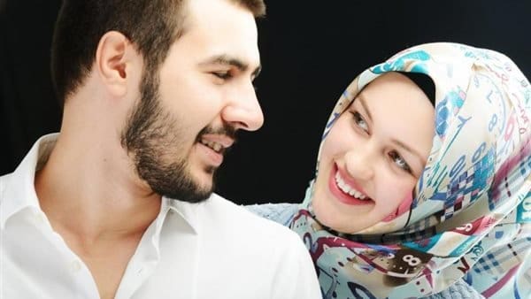هل على المرأة كفارة إذا جامعها زوجها في نهار رمضان
