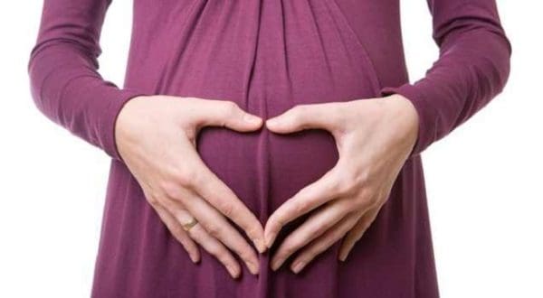 هل تختفي أعراض الحمل في الشهر الثاني