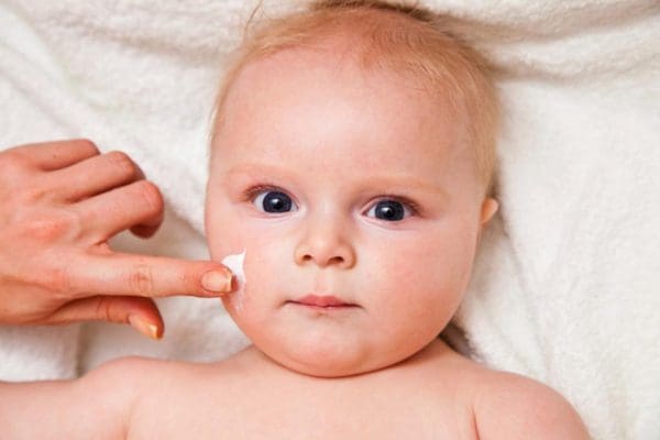 تحليل حساسية اللاكتوز عند الرضع