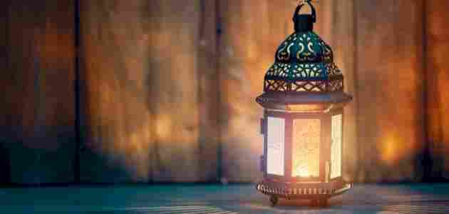 حكم مكالمة المرأة للرجل عبر الهاتف في رمضان