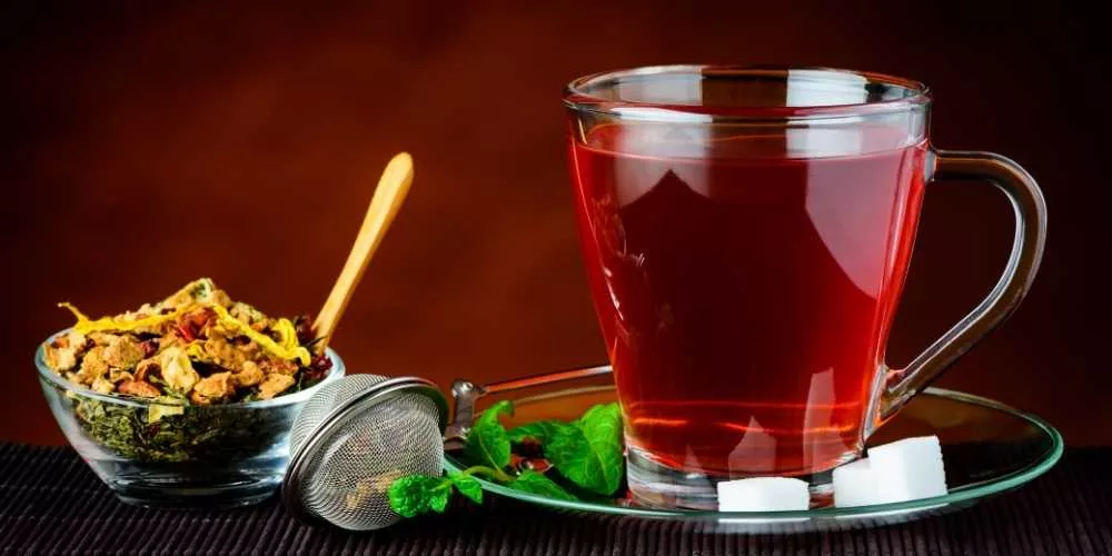 هل الشاي الأحمر بدون سكر يحرق الدهون